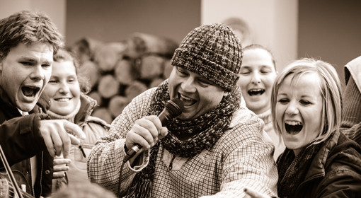 Csapatépítő disznóvágás a Fenyőharaszt Kastélszállóban